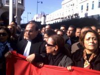 اغتيال المحامي شكري بلعيد في تونس، والمهن القضائية تؤبّنه بالوحدة