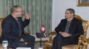 وزير العدل التونسي يشهر مشاريع وهمية في حربه ضد القضاء