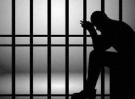 نائبان تونسيان يزوران متهما نافذا في السجن
