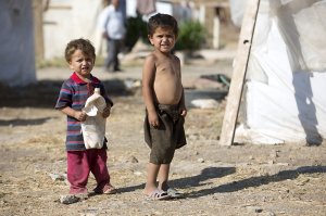 منظمة العفو الدولية: تدابير تدفع اللاجئين السوريين الى الحافة