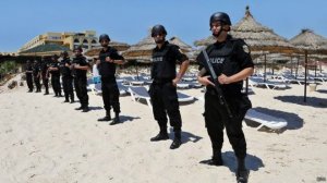تونس في حالة طوارئ: الخوف من الارهاب و…على الحرية