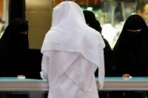 المغرب يمنع مواطناته من العمل كخادمات بالسعودية بعد تزايد حالات احتجازهن