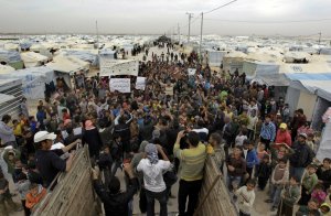 “هيومن رايتس ووتش”: على لبنان مراجعة شروط اقامة السوريين