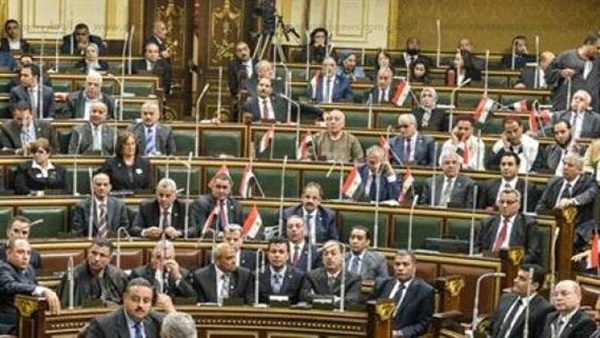 مقترح برلماني يلزم المواطنين بالتبرع لمواجهة فيروس كورونا في مصر