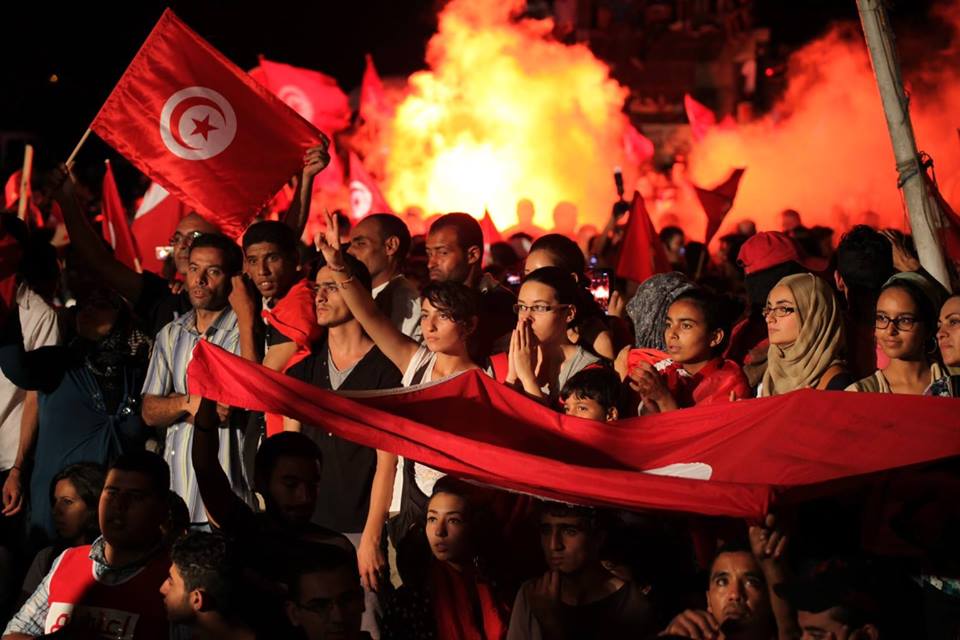    الثورة التونسية: الخصائص ومؤشرات النجاح