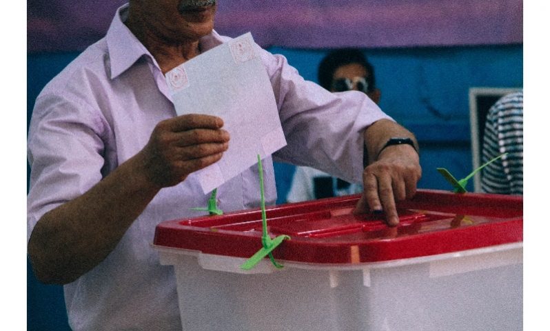 الانتخابات التشريعية التونسية: قتل الأحزاب، ولادة أبناء المحلّيات