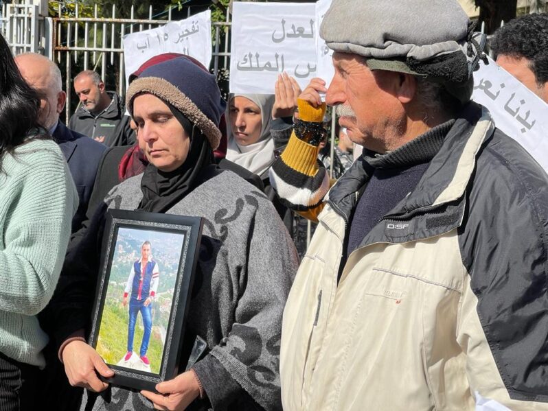 انطلاق المحاكمة في تفجير التليل: طريق العدالة شاقة على الأهالي وكذلك الطريق إلى بيروت