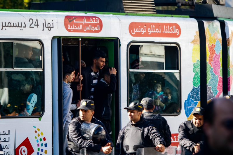 النقل العمومي في تونس العاصمة: حطام سياسة التقشّف وهشيمها