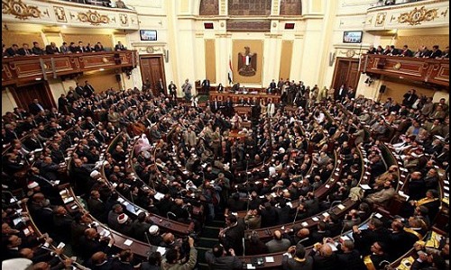 مصر تصدر قانون تصفية المجتمع المدني الحقوقي