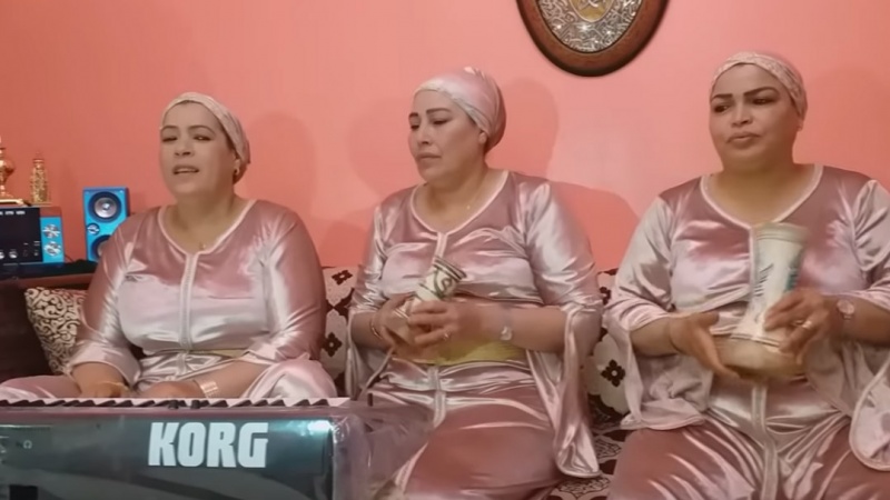 الأغاني تجتاح فضاء السياسة في المغرب: “الشيخات” ينتفضن ضد الأمية والبطالة والهجرة