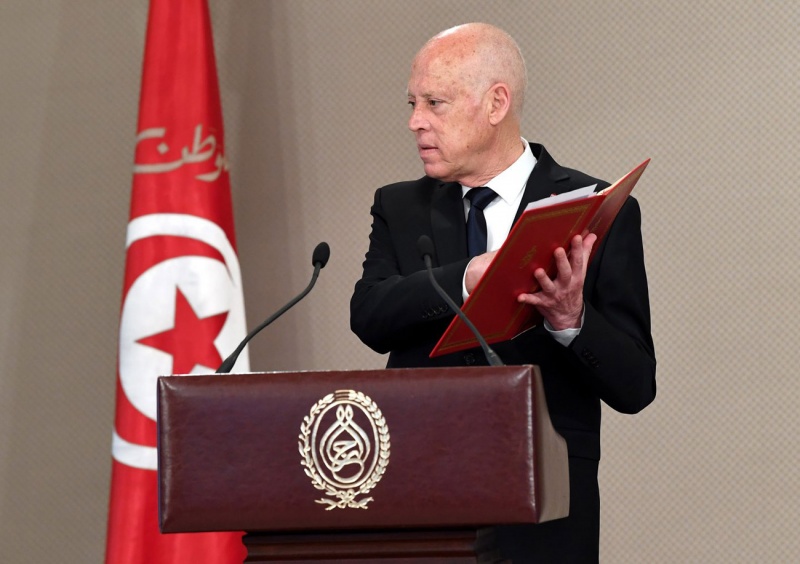 سعيد يستلم تقرير القضاء التونسي خارج الآجال الدستورية